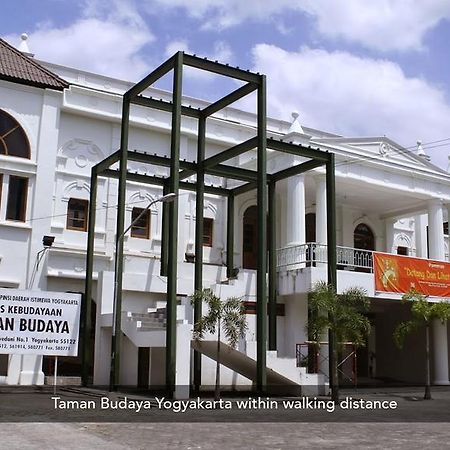 Zen Premium Tegal Panggung Danurejan Hotell Yogyakarta Exteriör bild